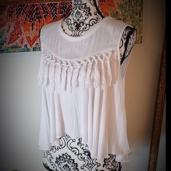 Mustard Seed Fringe Sleeveless Crop Top - Picture 5 of 8